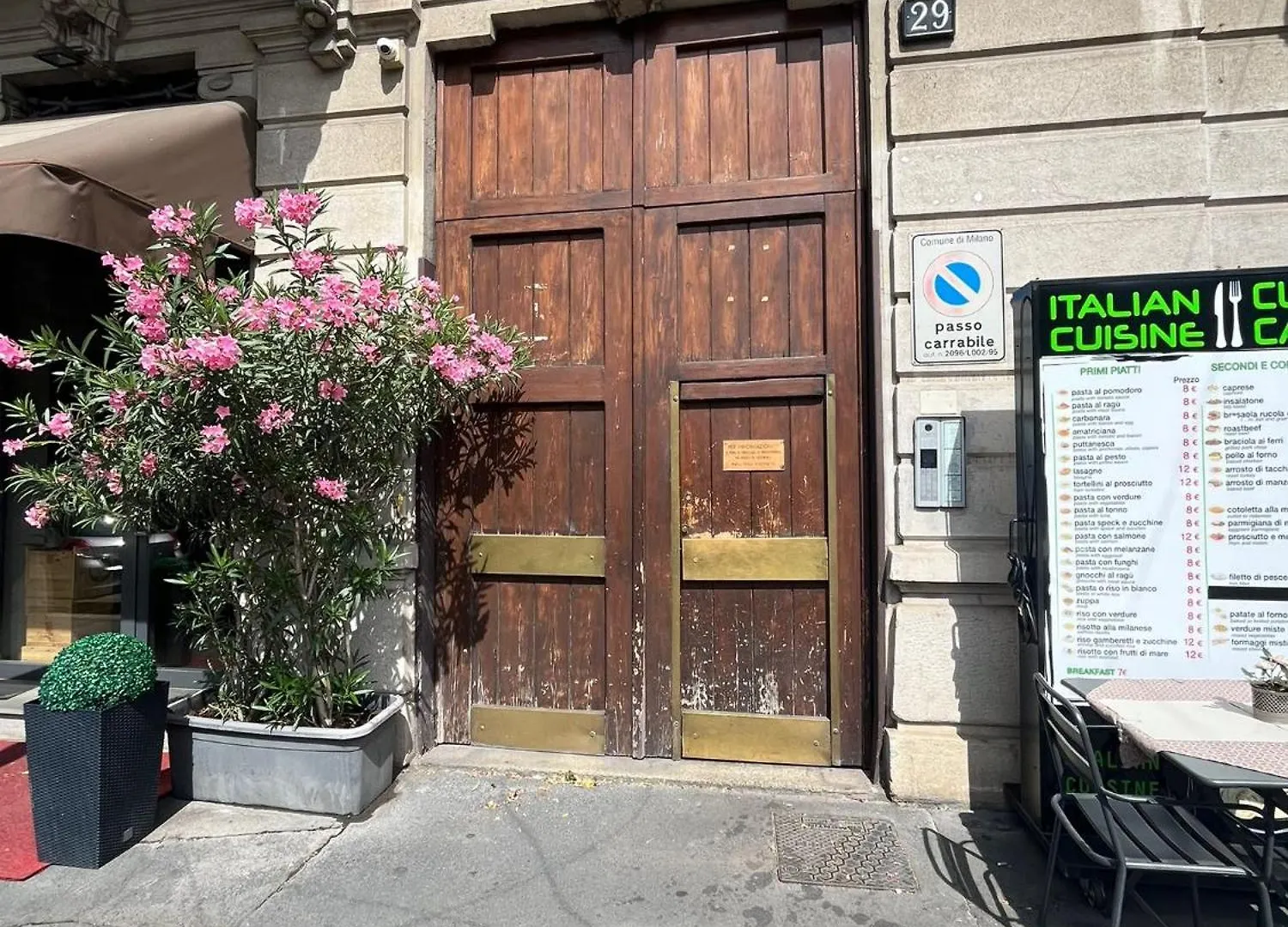 Central 6 Min From Duomo Design Apt In Milaan